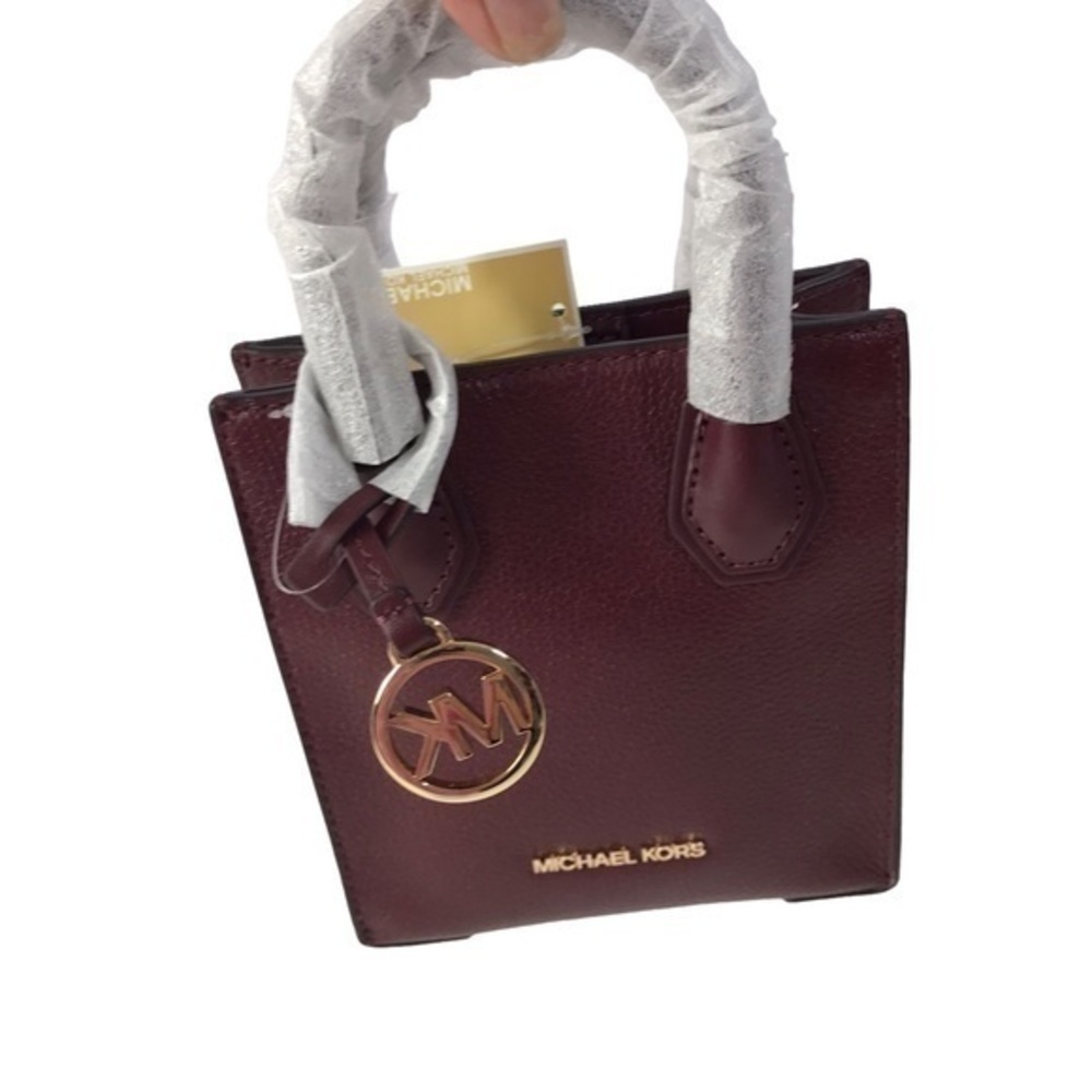 New Michael Kors Mercer Extra Small Crossbody Bag in Burgundy Pebbled Leather - Picture 5 of 12